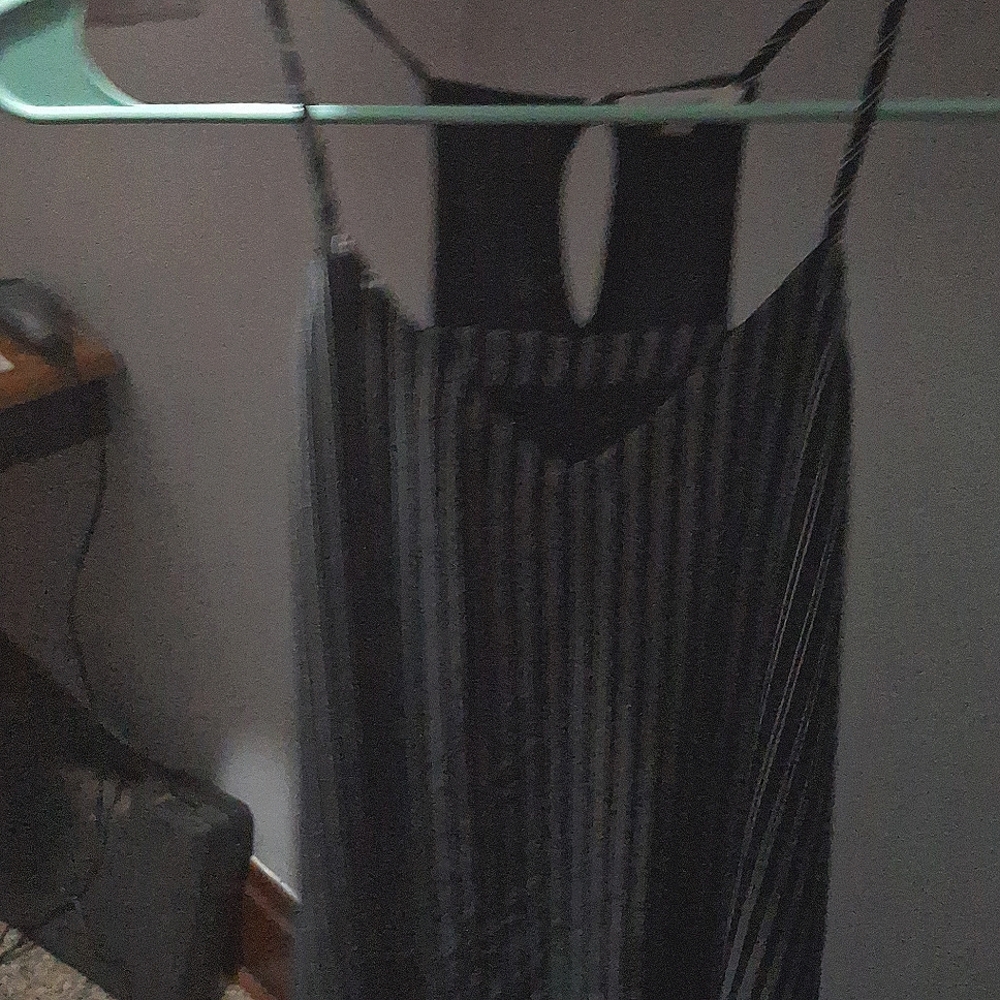 Black and white tank top maurices